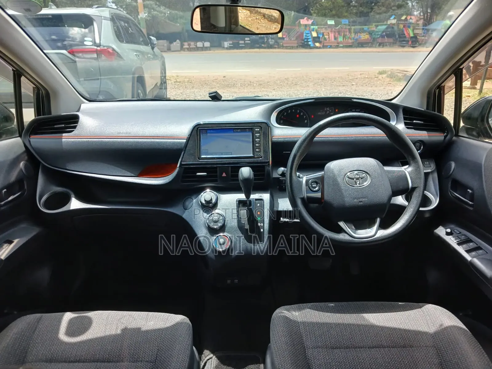 Toyota Sienta 2020 Black
