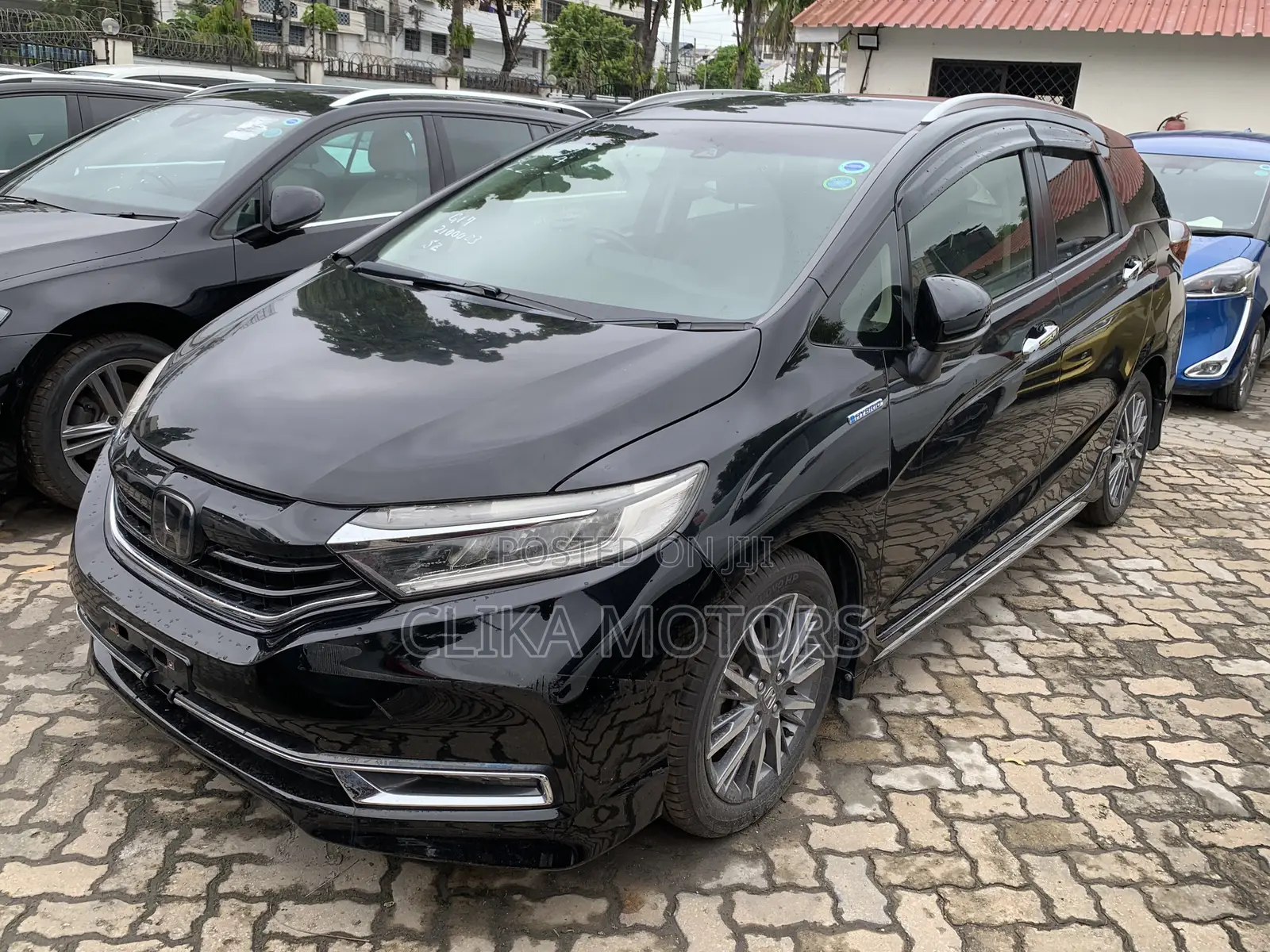 Honda Fit Shuttle 1.5 Hybrid 2WD 2019 Black