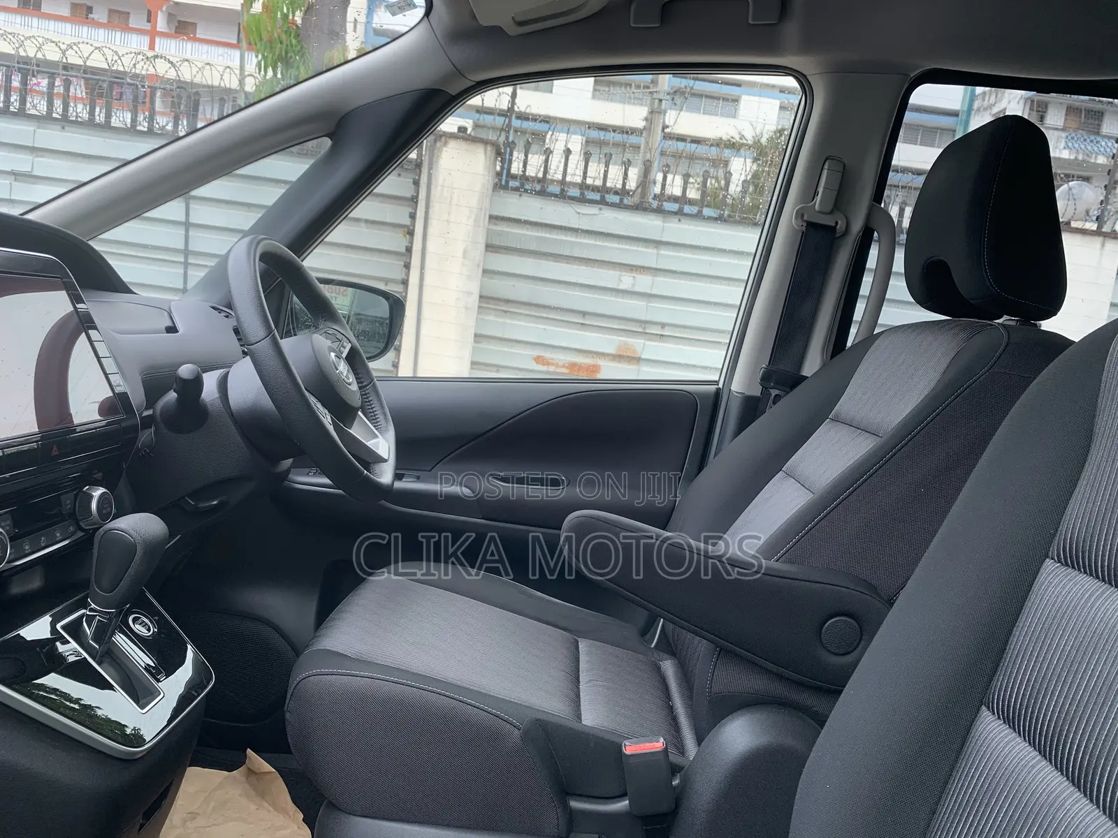 Nissan Serena 2020 Off white