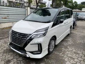 Nissan Serena 2020 Off white