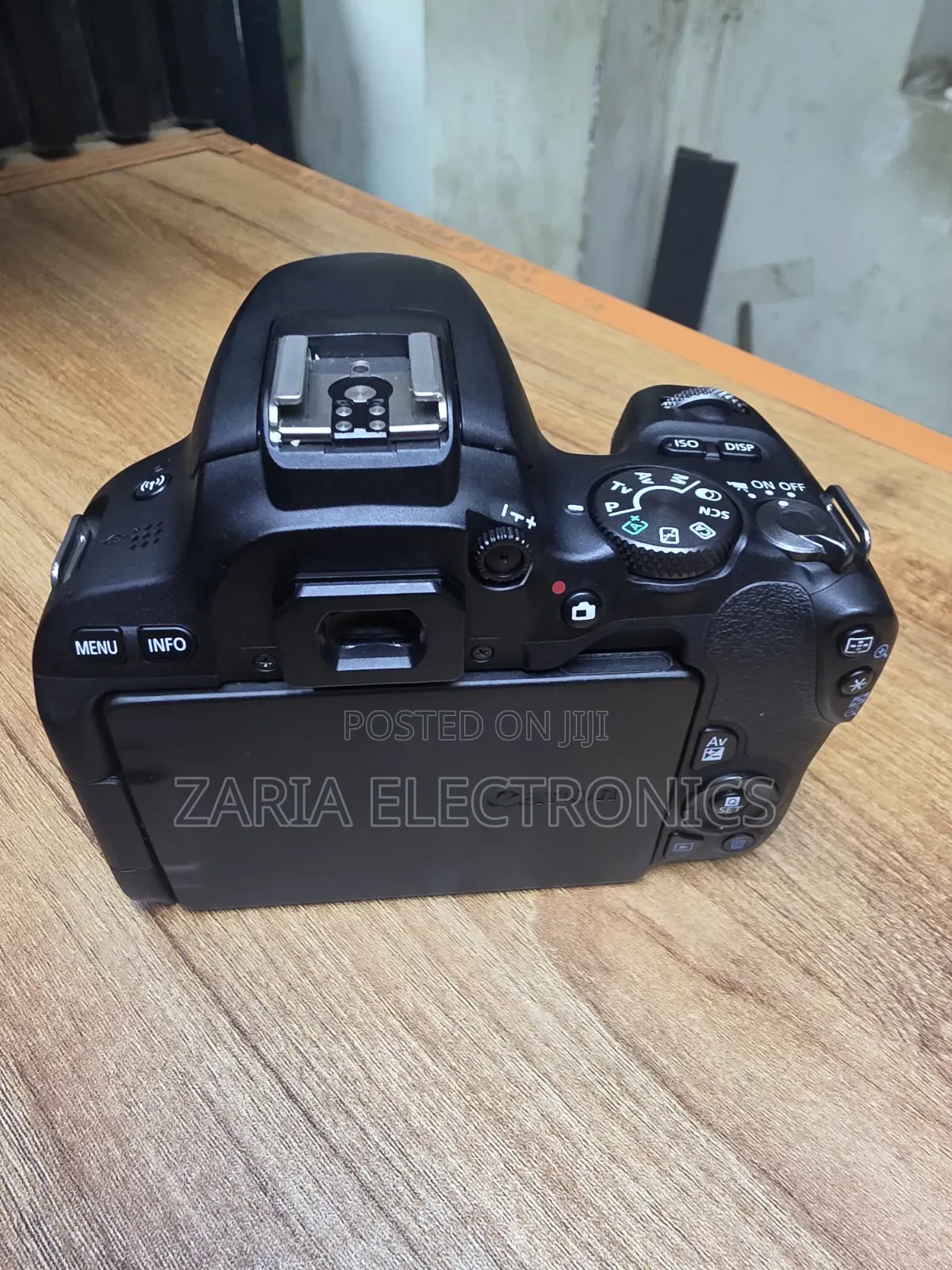 Canon Rebel Sl2/200d With Canon 50mm Prime Lens