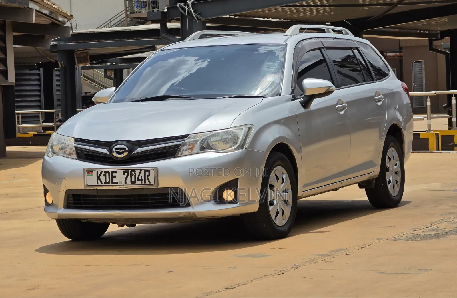 Toyota Corolla Fielder 2014 Silver