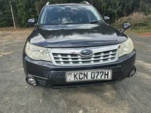 Subaru Forester 2010 Black