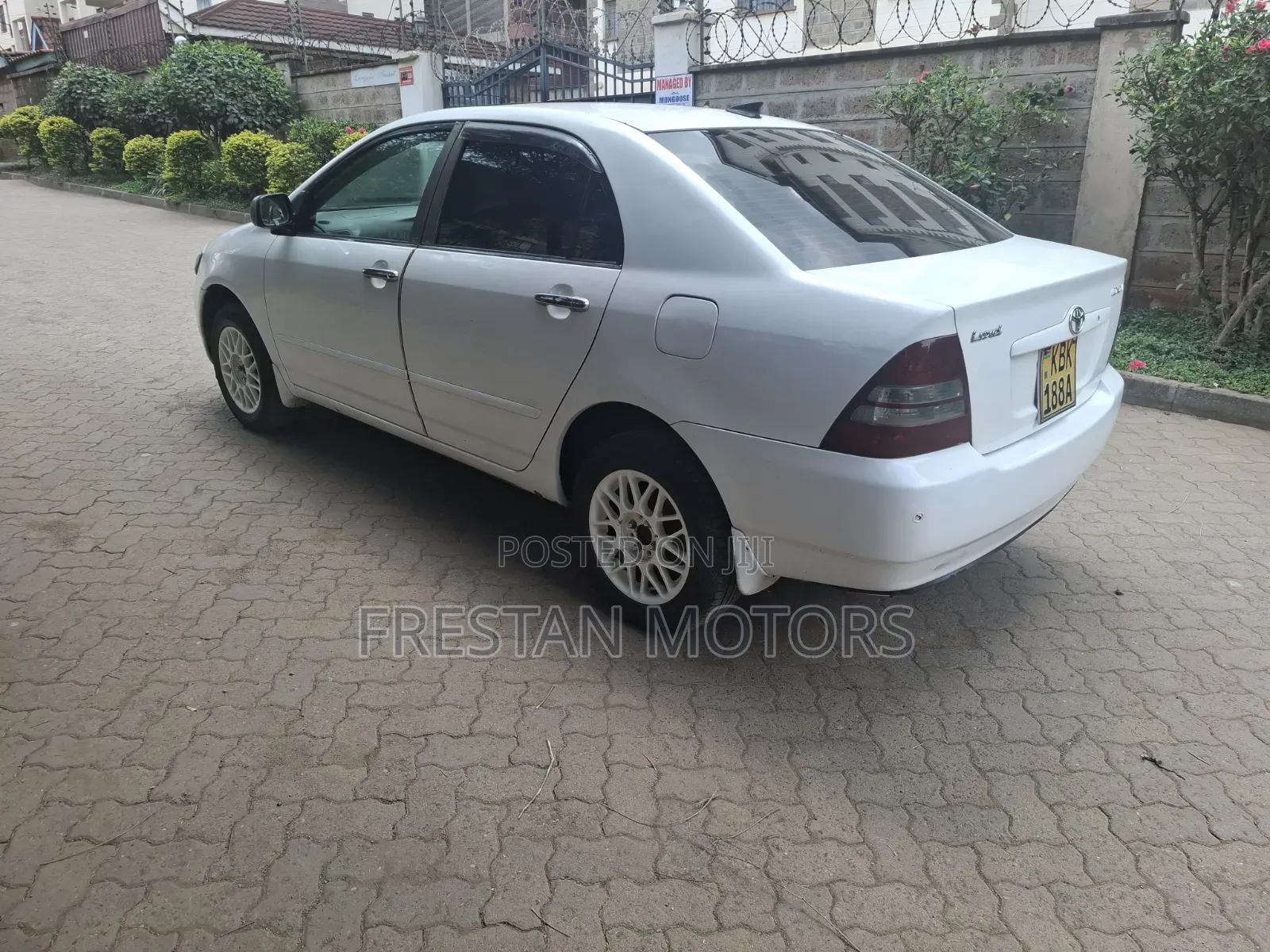 Toyota Corolla 2002 White