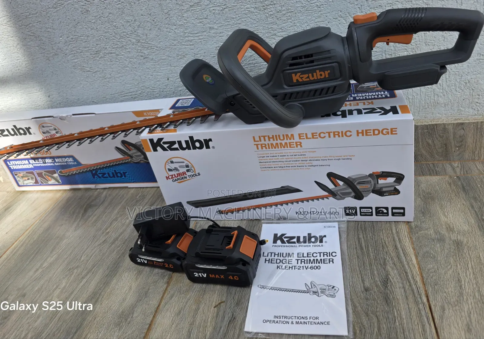 Kzubr Cordless Hedge Trimmer With 2 Batteries and Charger