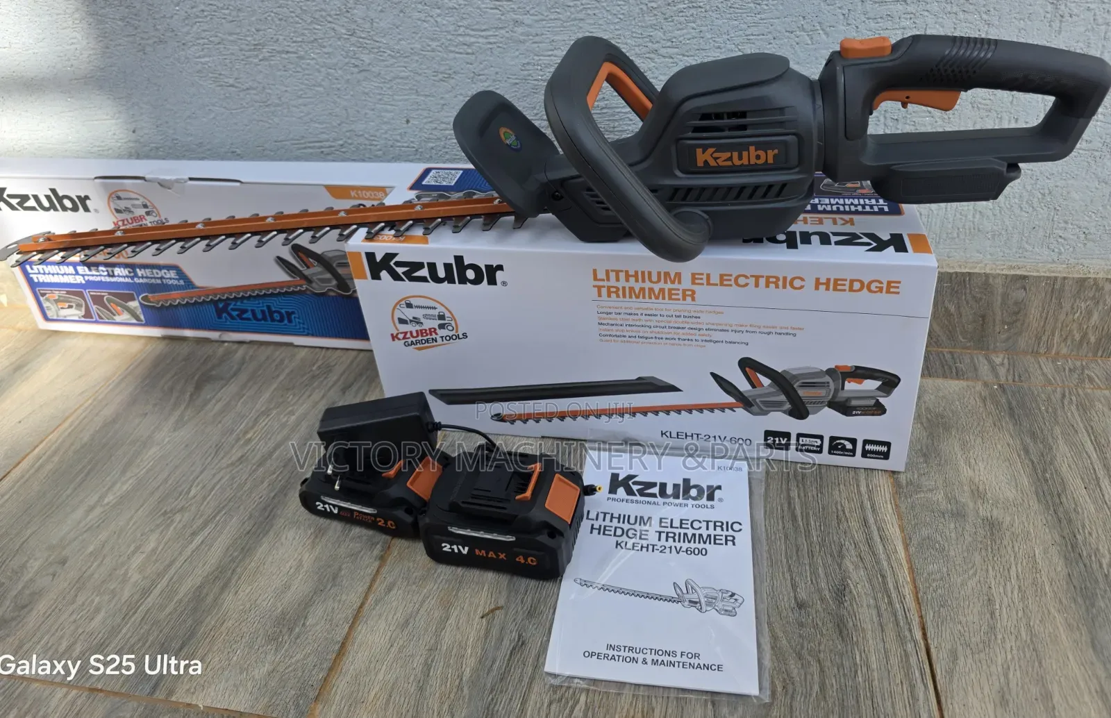 Kzubr Cordless Hedge Trimmer With 2 Batteries and Charger