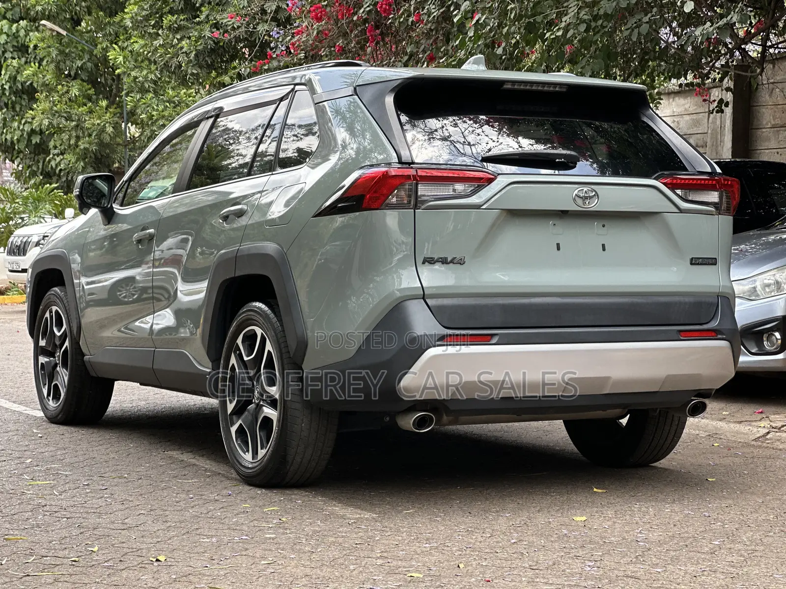 Toyota RAV4 Adventure AWD 2020 Green