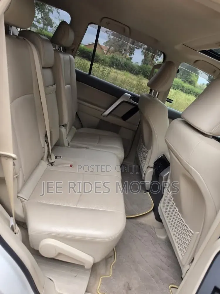 Toyota Land Cruiser Prado 2020 White