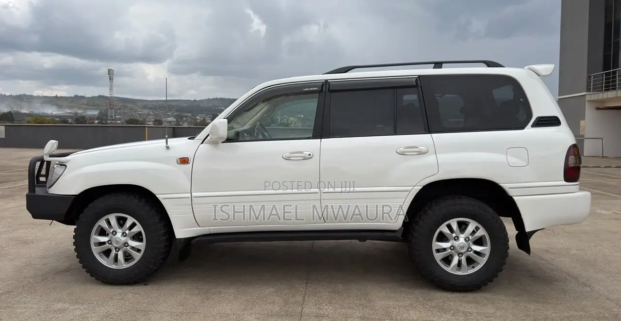 Toyota Land Cruiser 100 VX 4.7 V8 2005 White