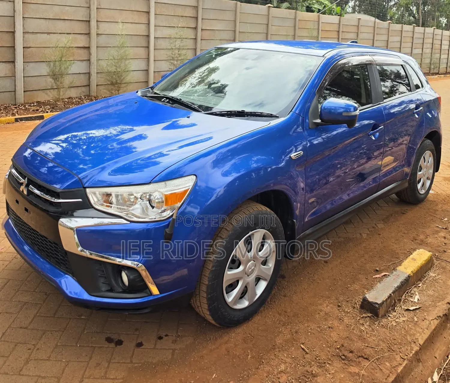 Mitsubishi RVR 2018 Blue