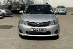 Toyota Corolla Fielder 2014