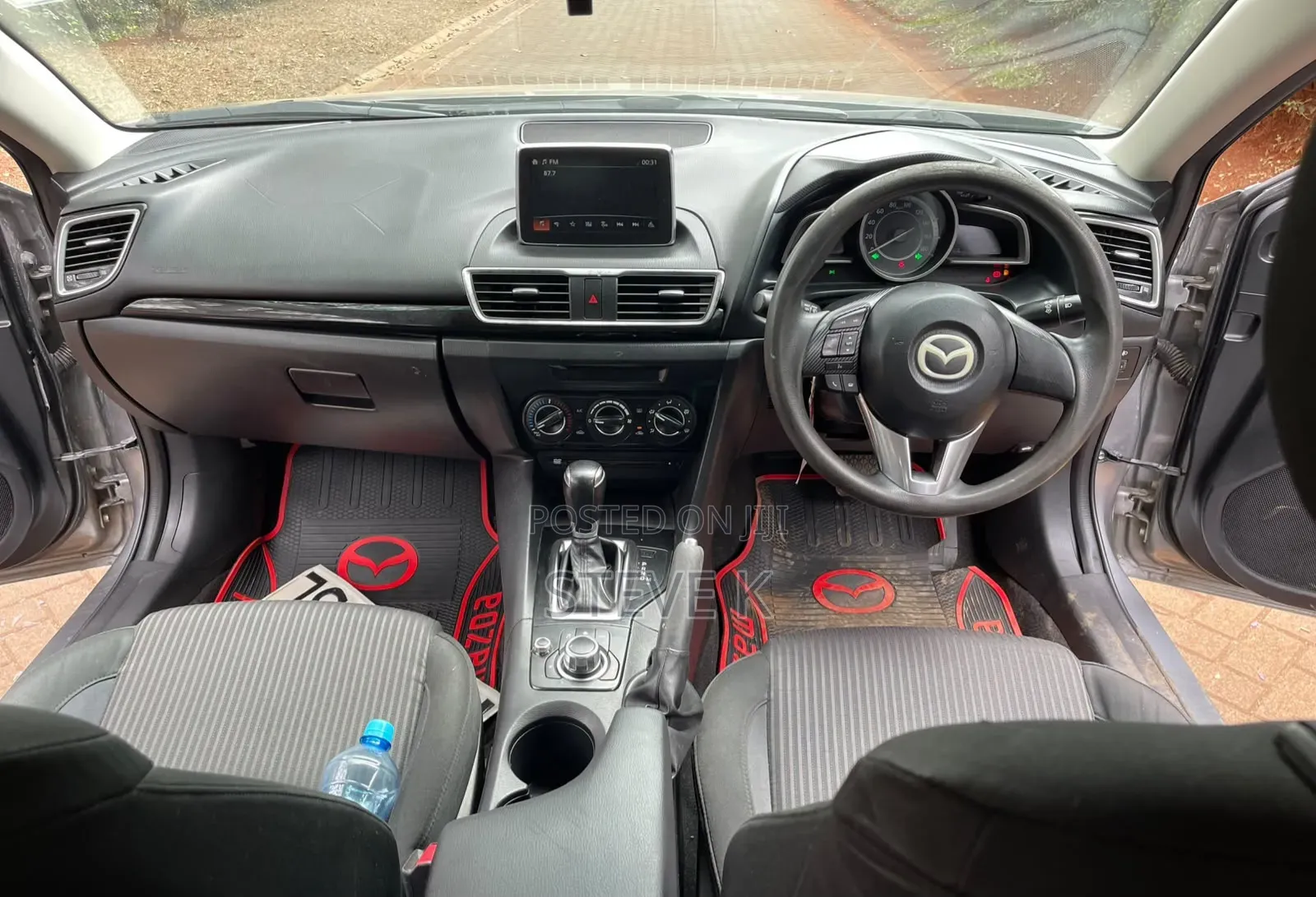 Mazda Axela SV Premium 2014 Gray