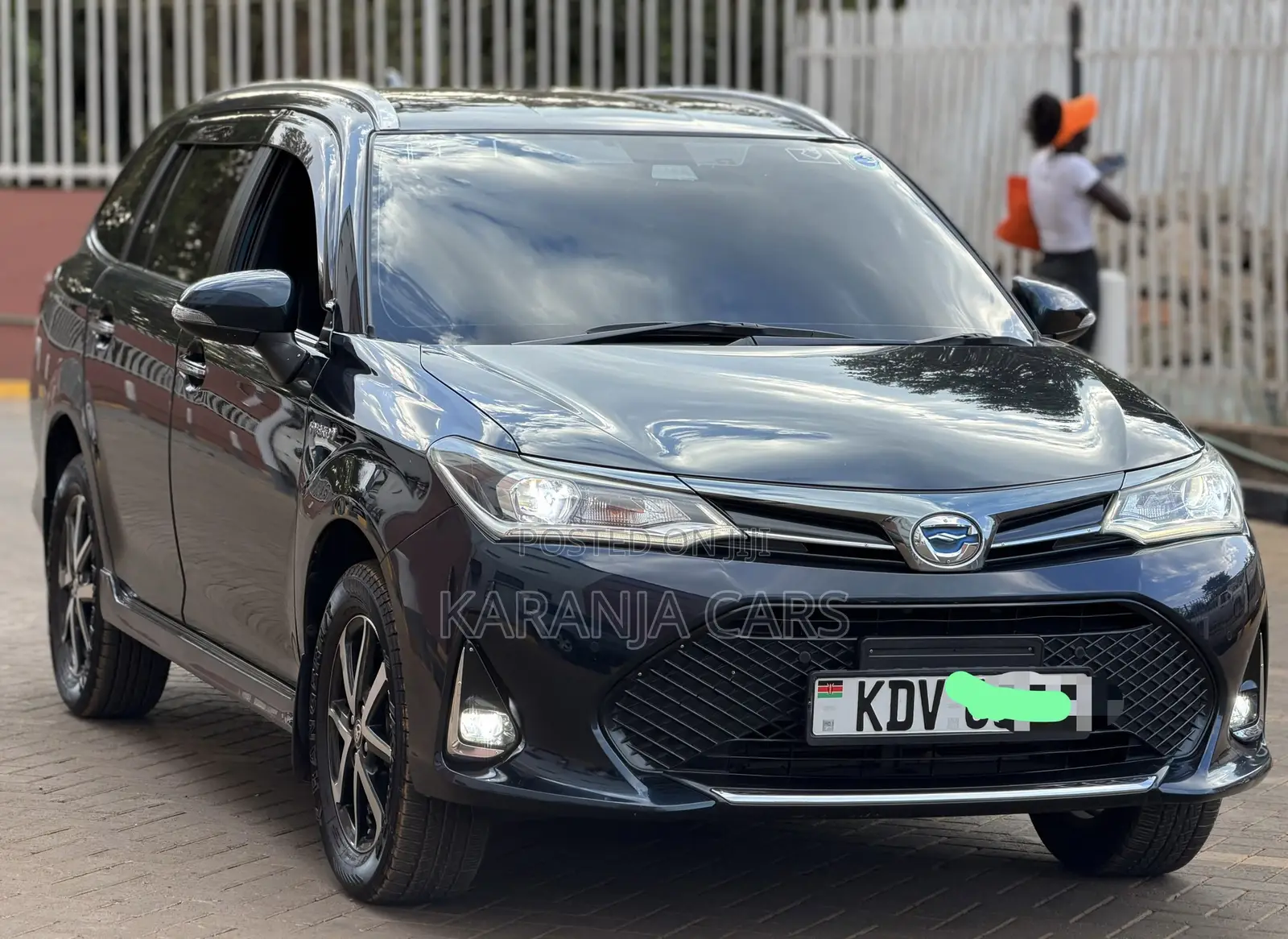 Toyota Corolla Fielder 1.5 Hybrid FWD 2019
