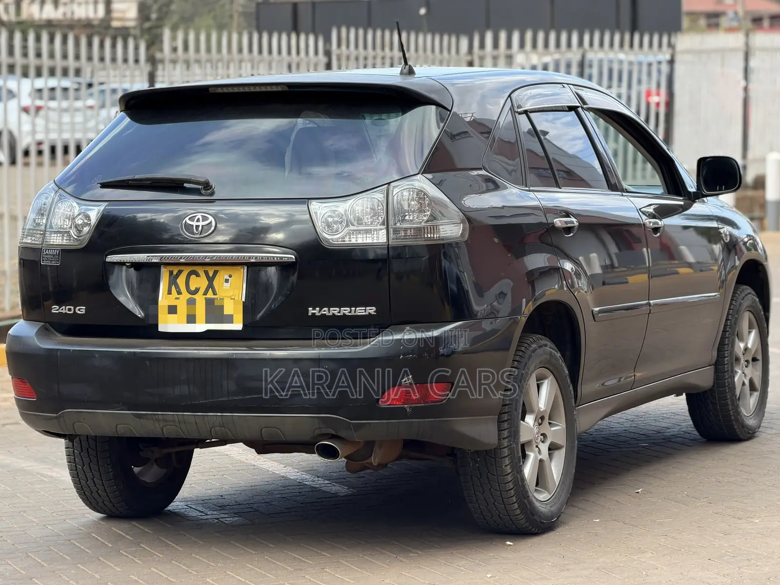 Toyota Harrier 240G 2012 Black