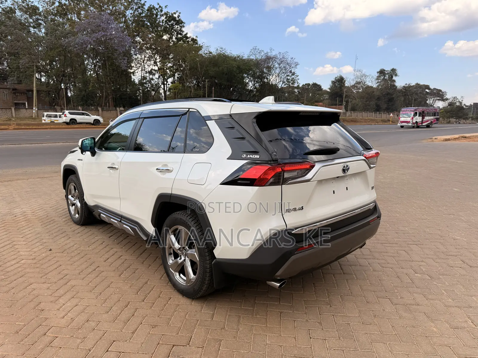 Toyota RAV4 2019 White