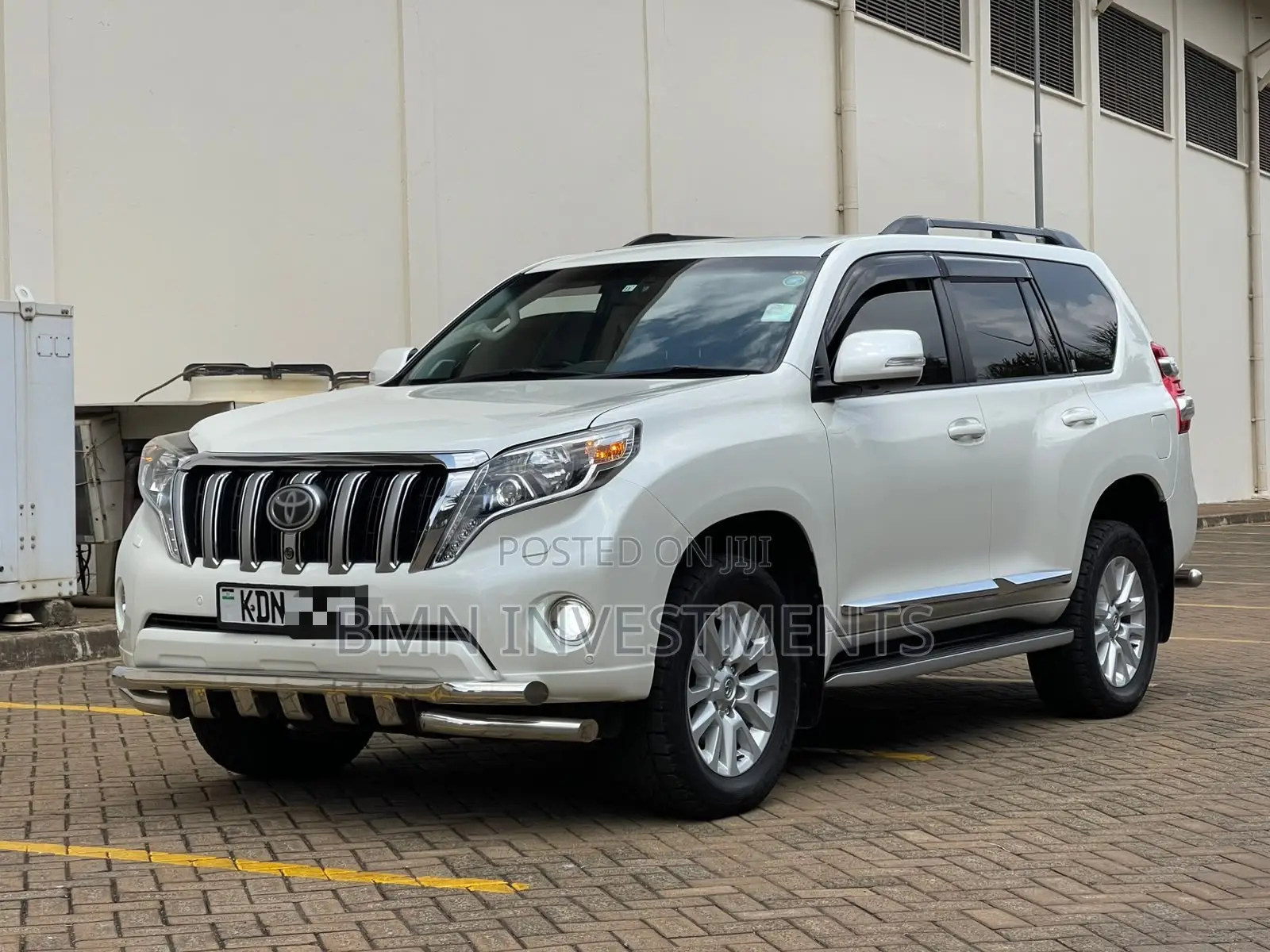 Toyota Land Cruiser Prado 2015 White