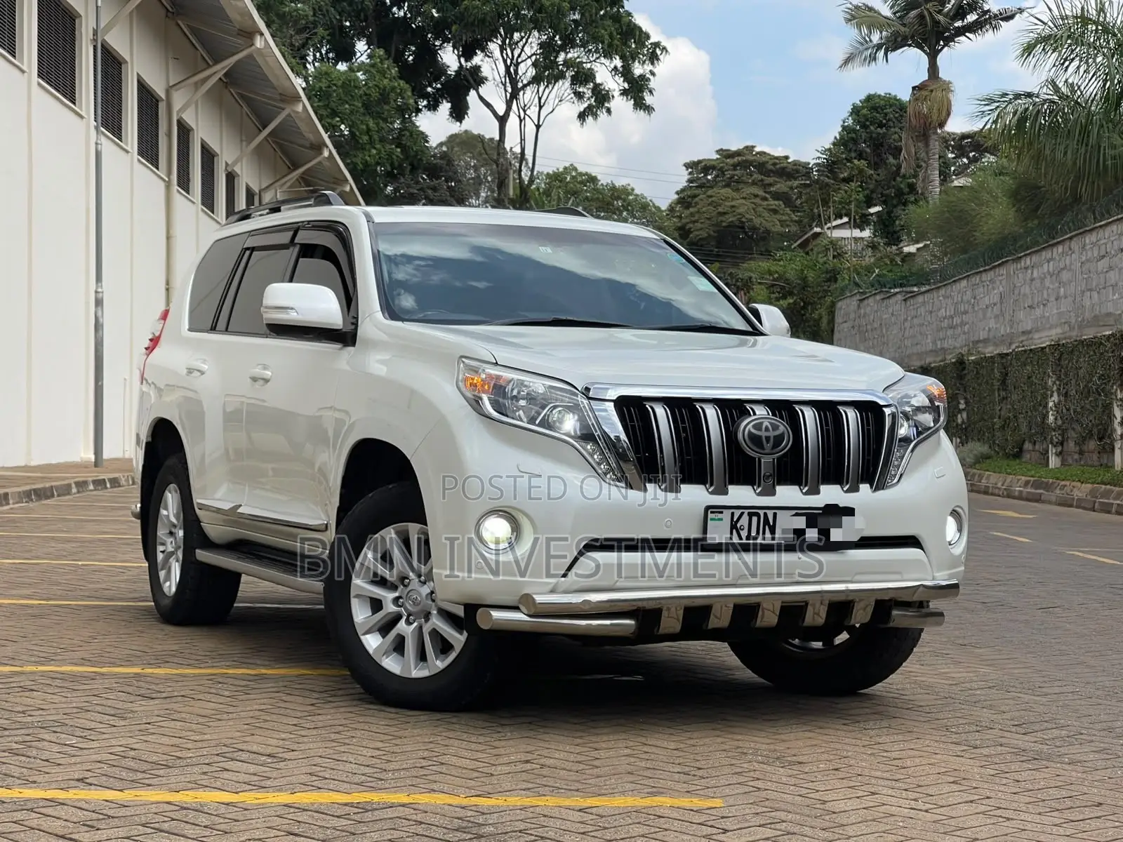 Toyota Land Cruiser Prado 2015 White