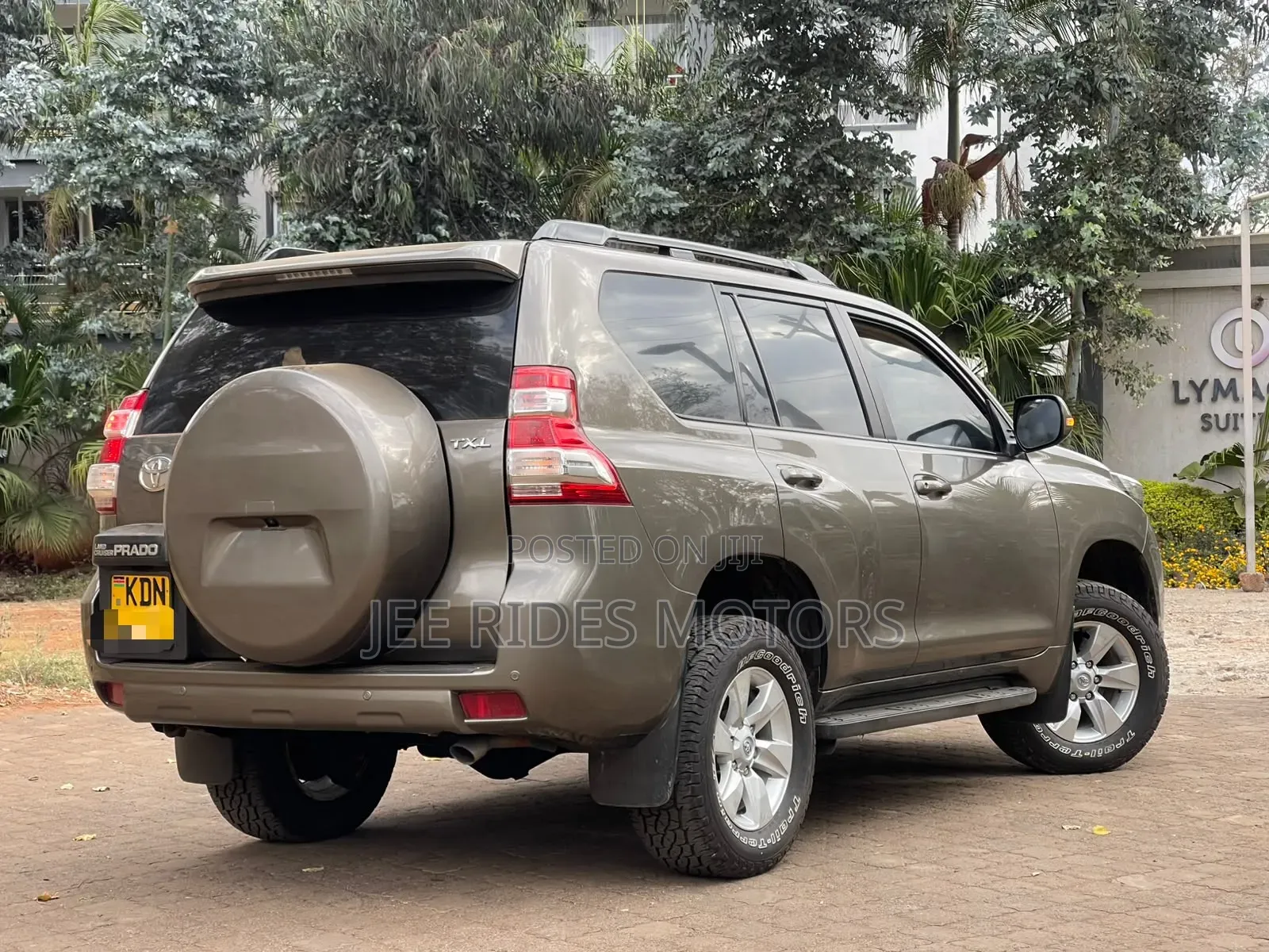 Toyota Land Cruiser Prado 2016 Brown