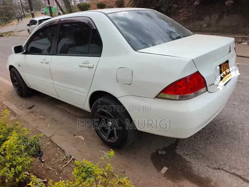 Mitsubishi Lancer 2006 White