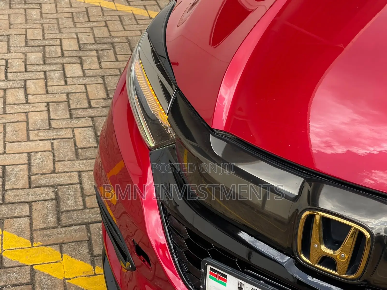 Honda Vezel 2018 Red