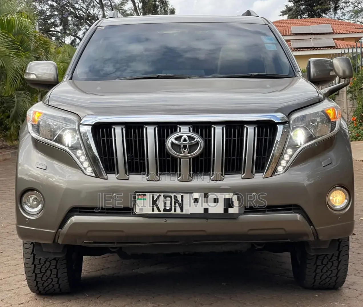Toyota Land Cruiser Prado 2016 Brown