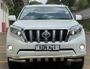 Toyota Land Cruiser Prado 2015 White