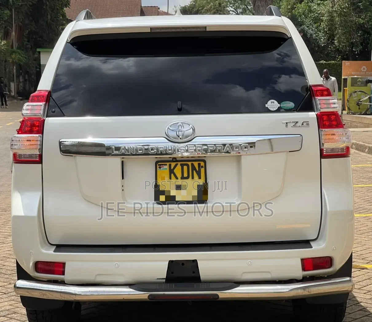 Toyota Land Cruiser Prado 2015 White