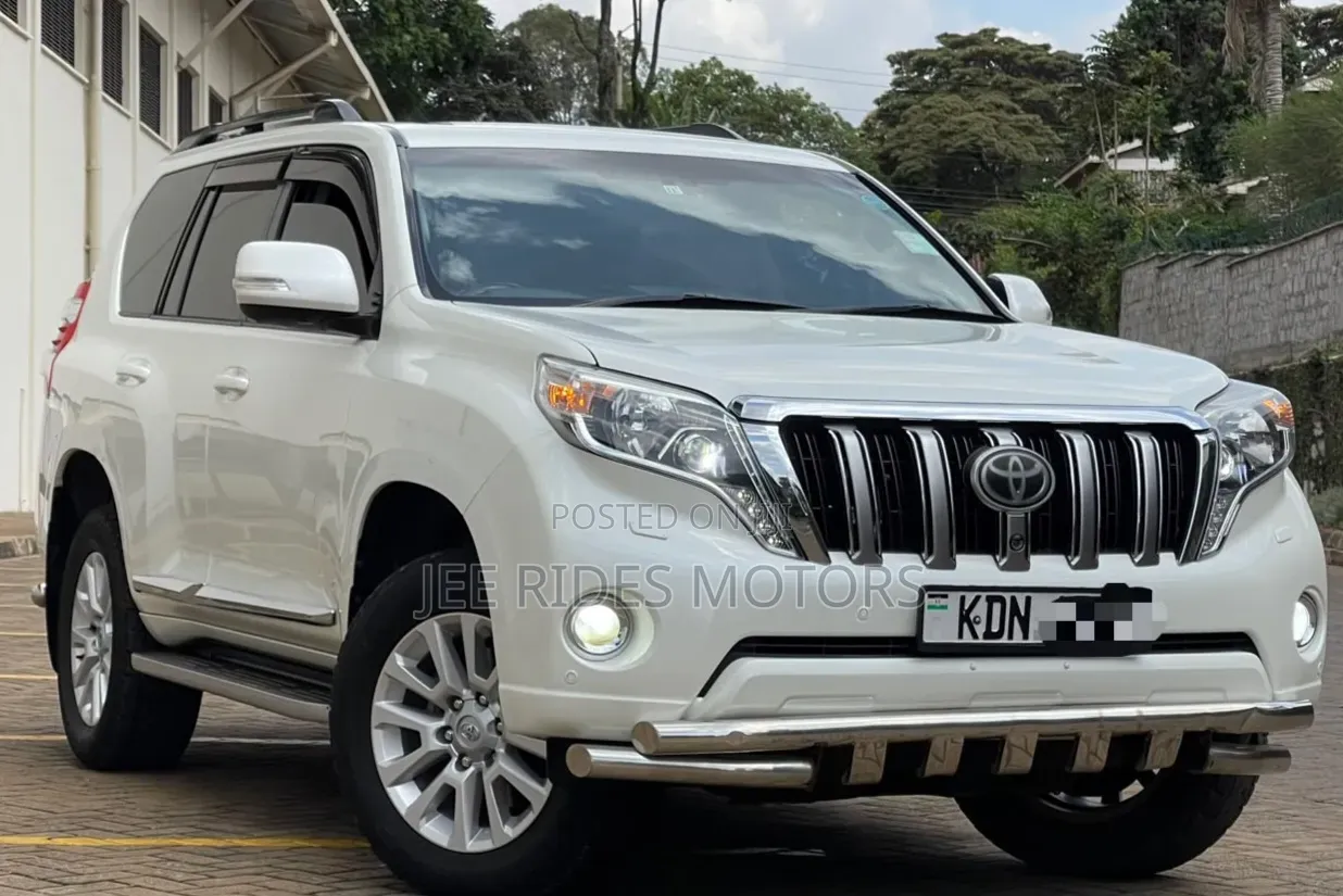 Toyota Land Cruiser Prado 2015 White