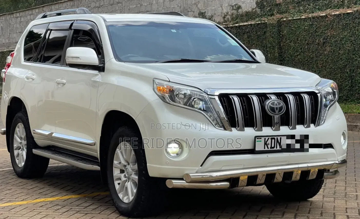 Toyota Land Cruiser Prado 2015 White