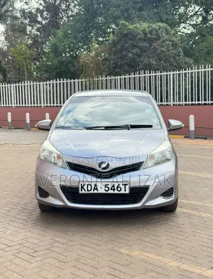 Toyota Vitz 2013 Purple