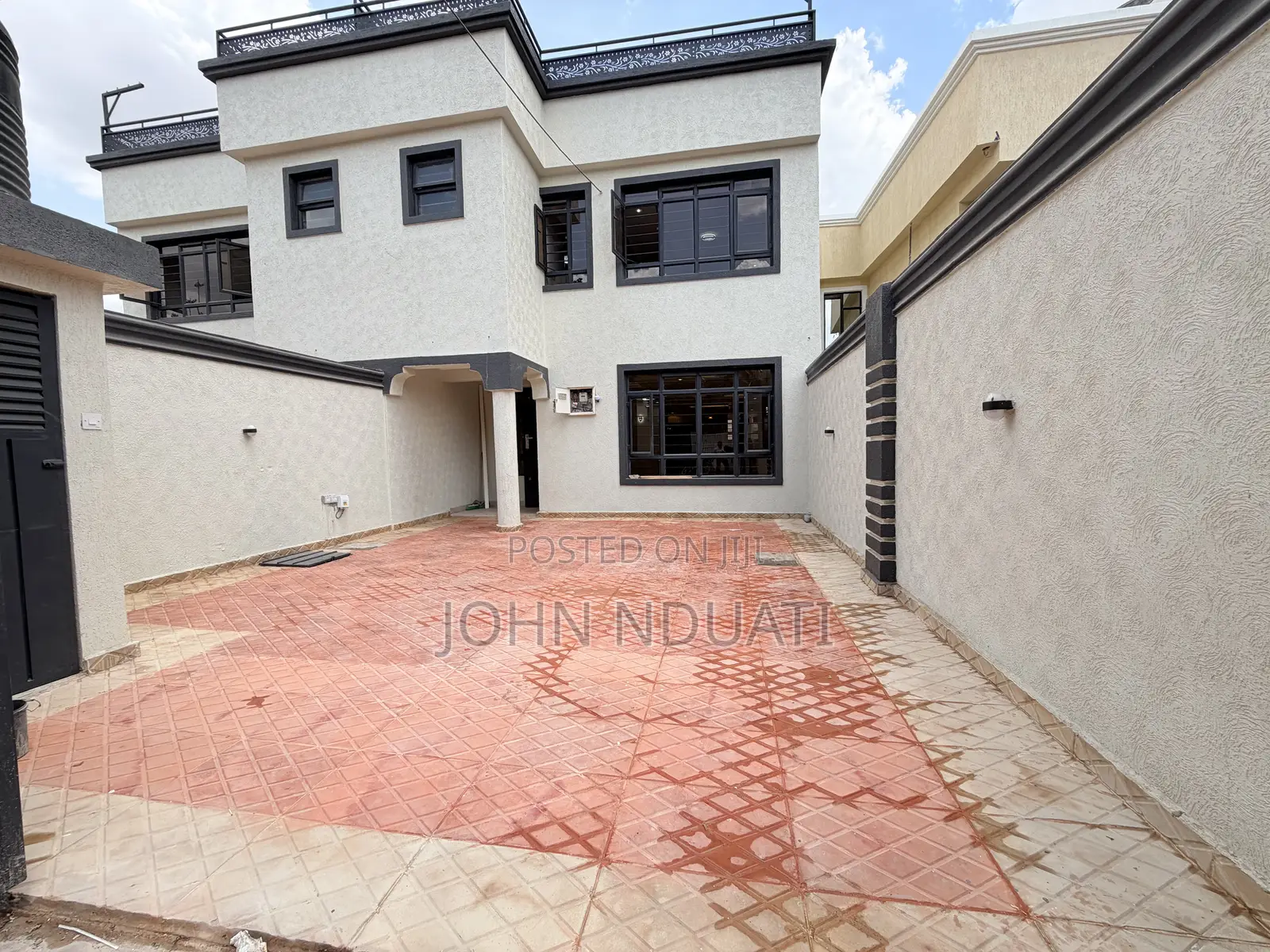 4bdrm Maisonette in Membley Estate for rent