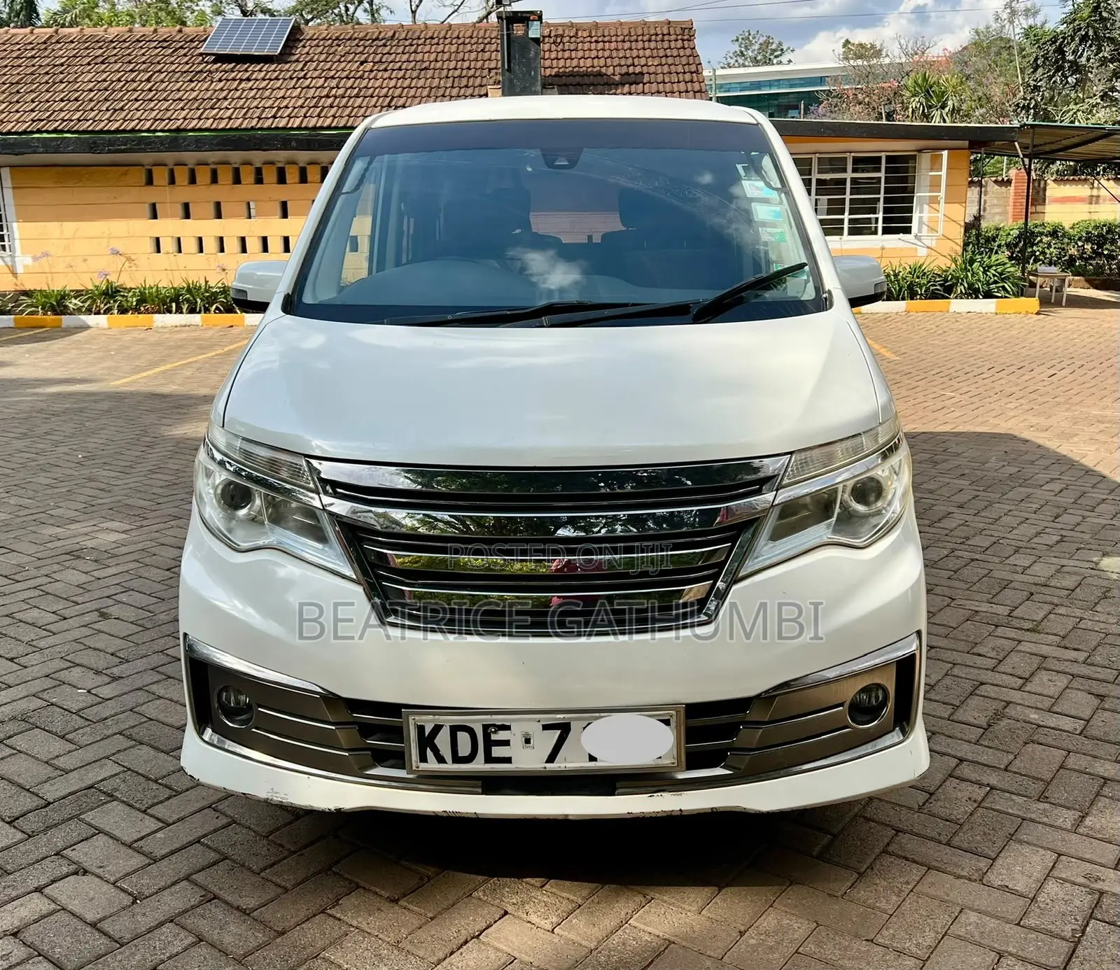 Nissan Serena 2013 White