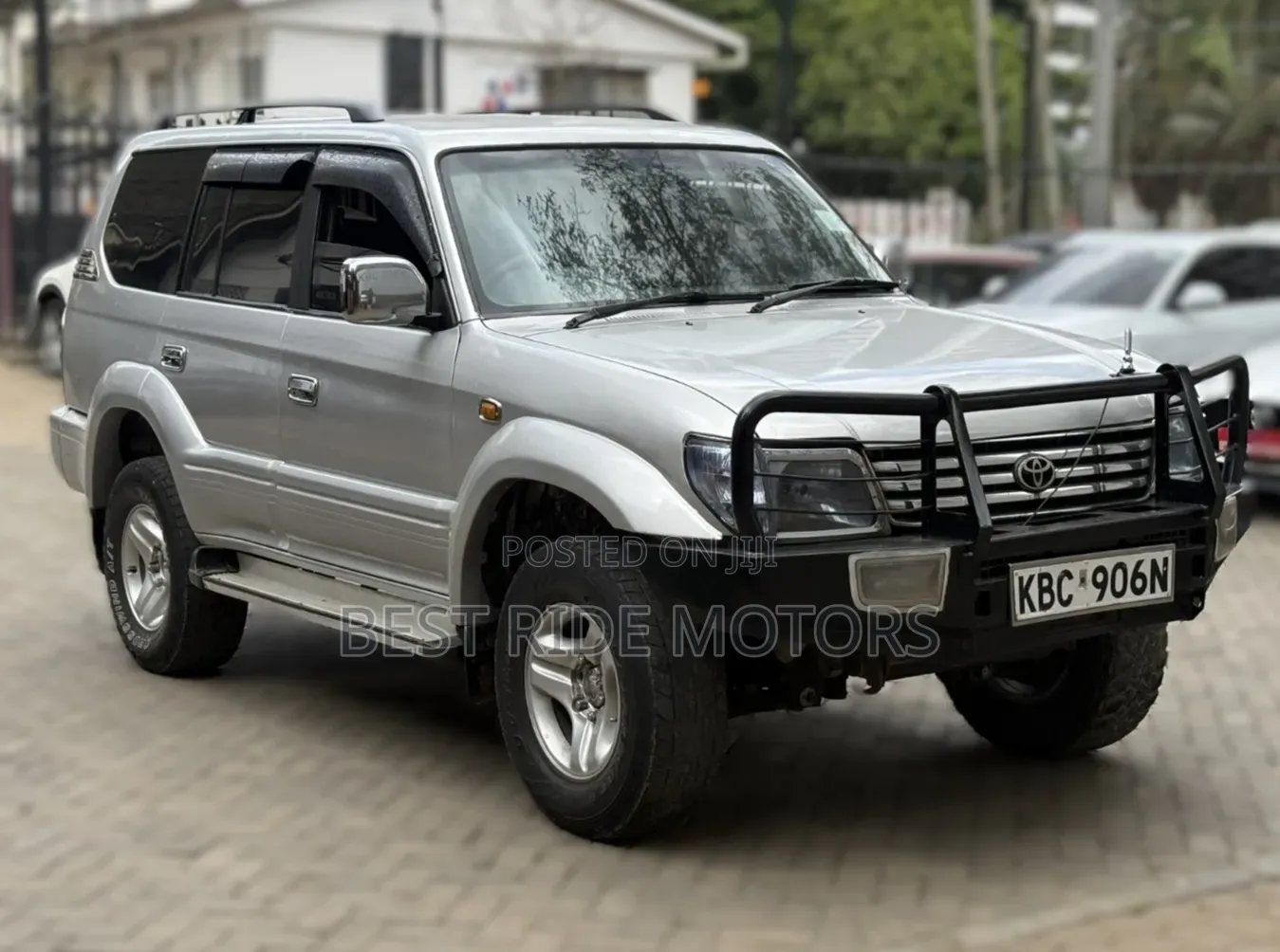 Toyota Land Cruiser Prado 2.7 16V 5dr 2001 Silver