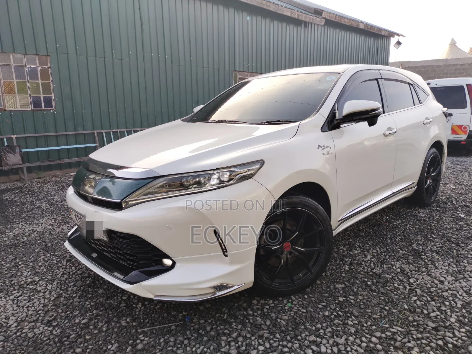 Toyota Harrier 2.0 Turbo 2018 White