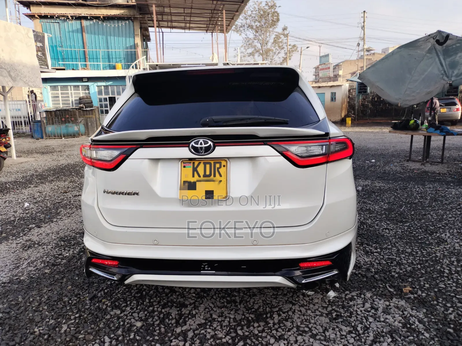 Toyota Harrier 2.0 Turbo 2018 White