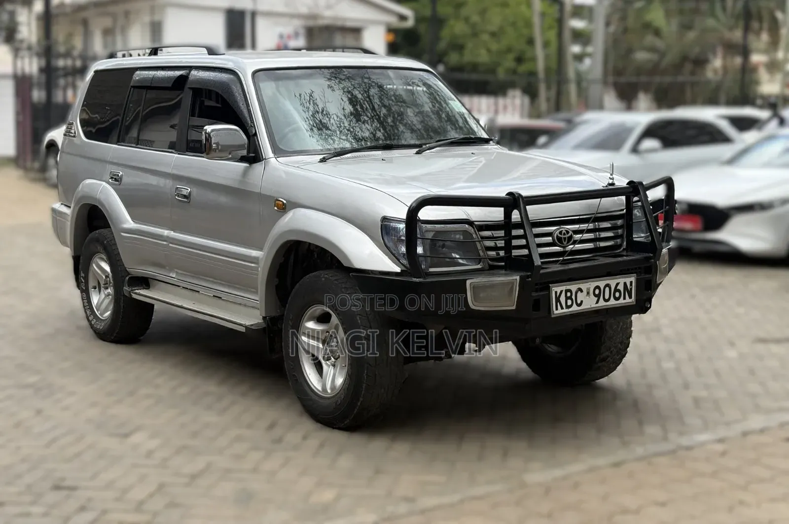 Toyota Land Cruiser Prado 2.7 16V 5dr 2001 Silver