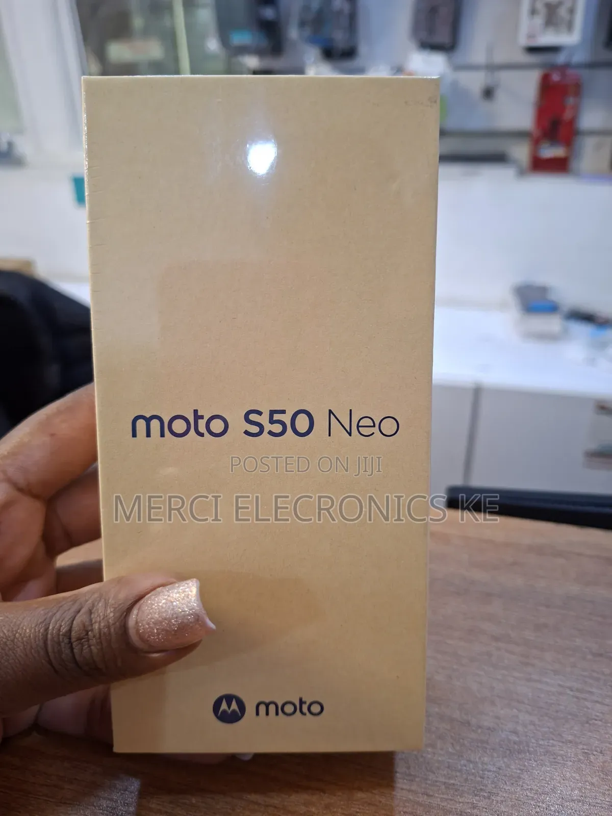 New Motorola S50 Neo 256 GB Gold