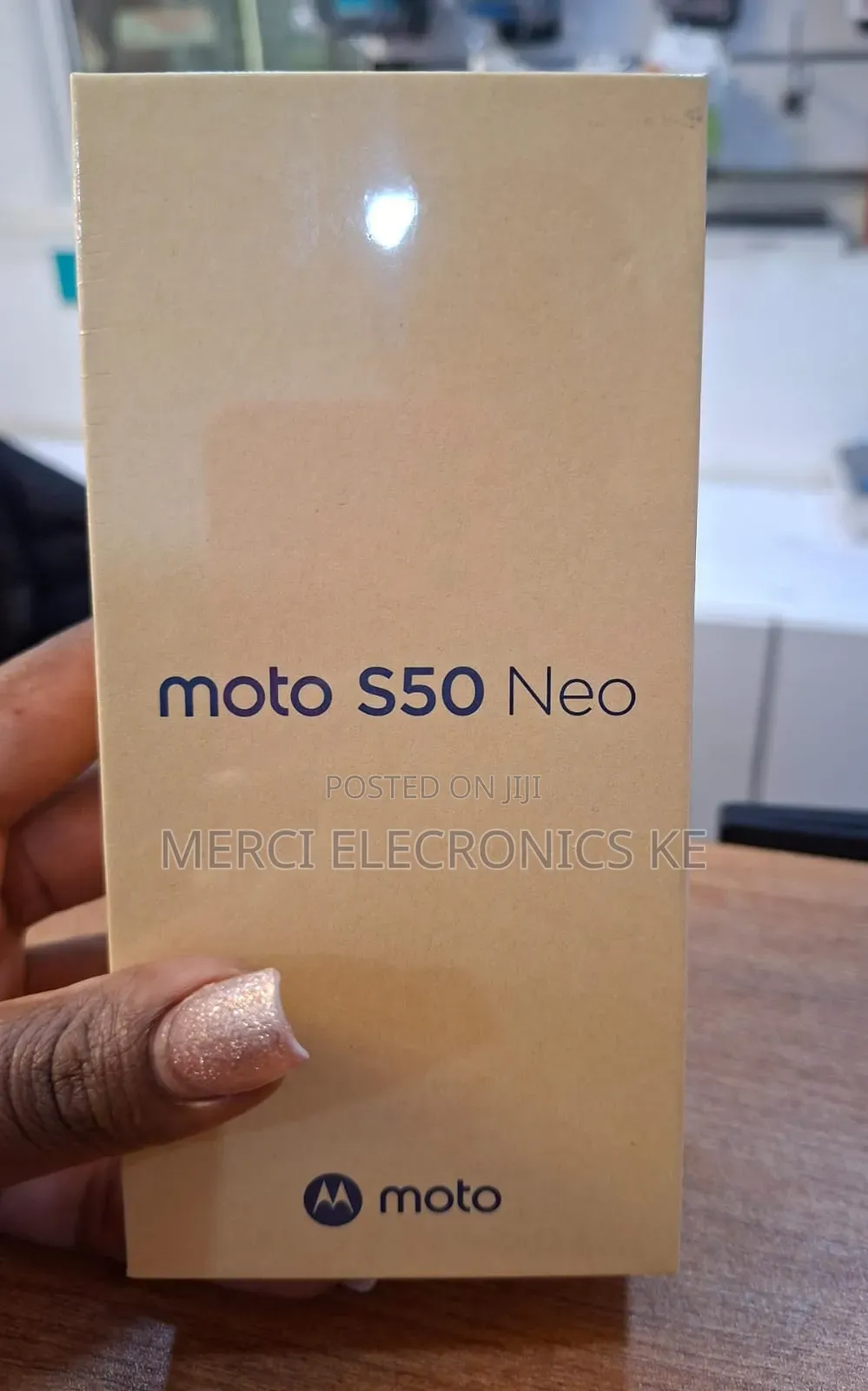 New Motorola S50 Neo 256 GB Gold