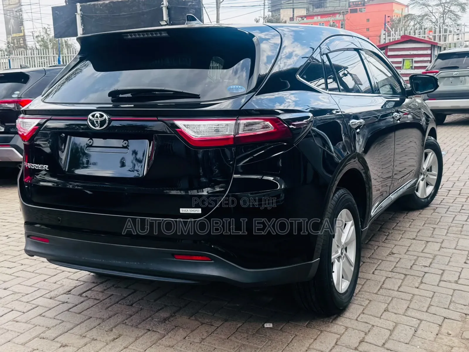 Toyota Harrier 2.0 2020 Matt Black
