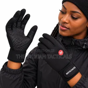 *Thermal Gloves*
 Warm & Comfortable Thermal Material

