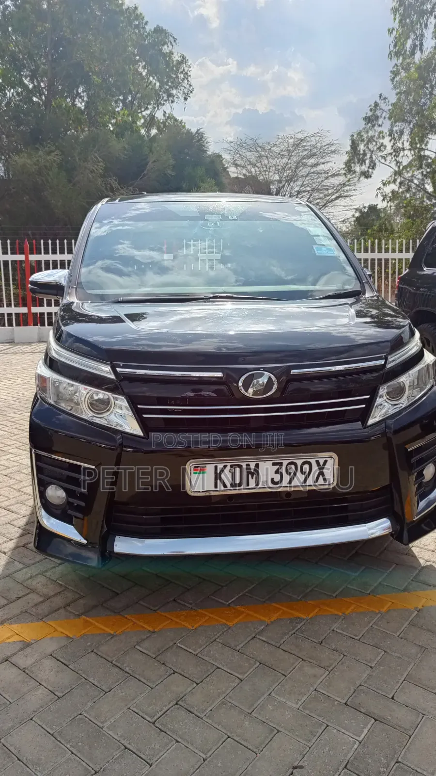 Toyota Voxy 2016 Black