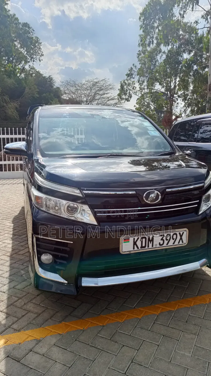 Toyota Voxy 2016 Black