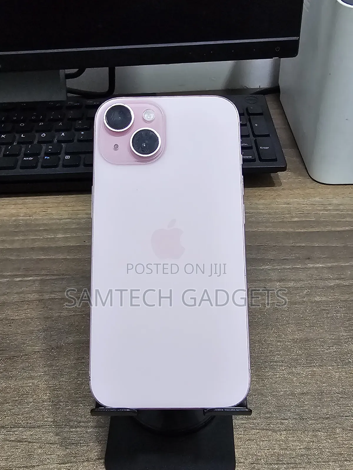 Apple iPhone 15 128 GB Pink