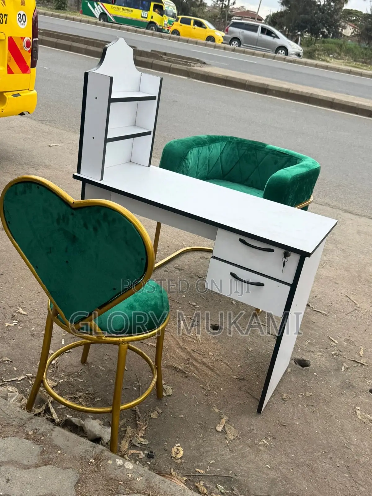 White Manicure Table With 3 Sets Chairs