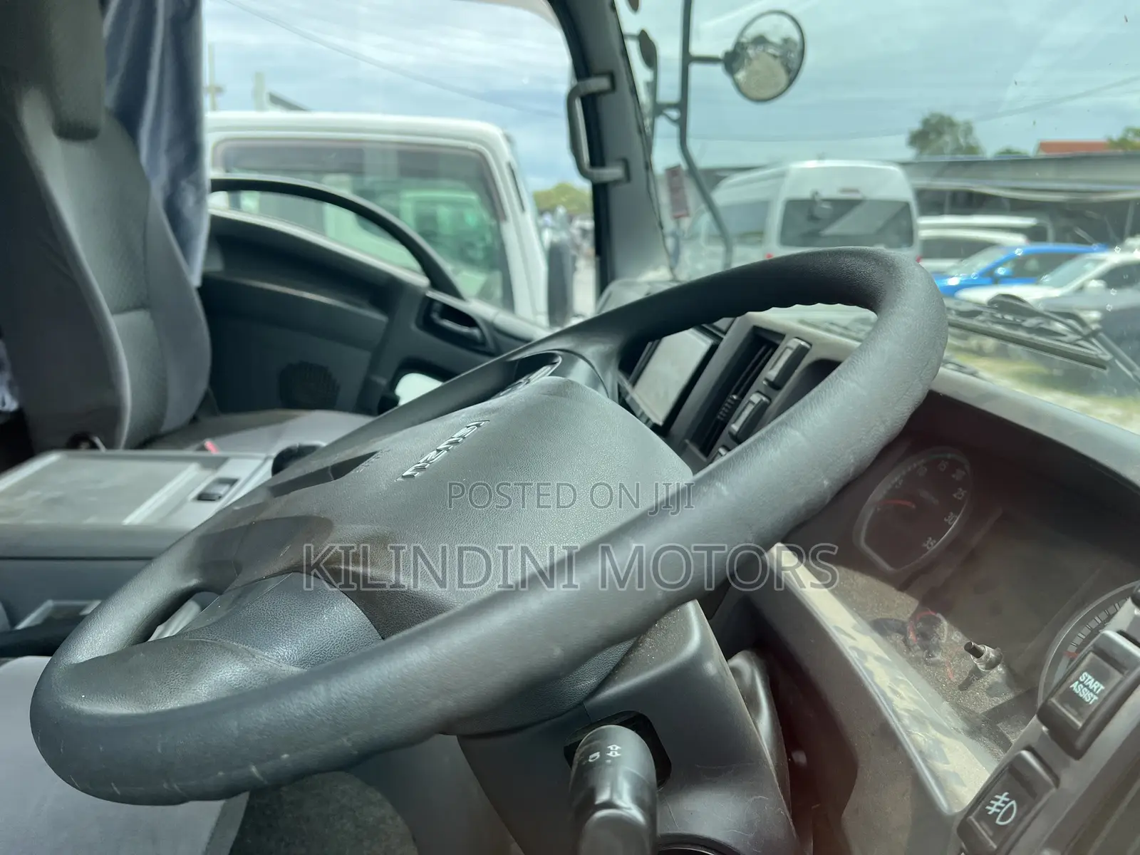 Isuzu Forwad With Water Tank