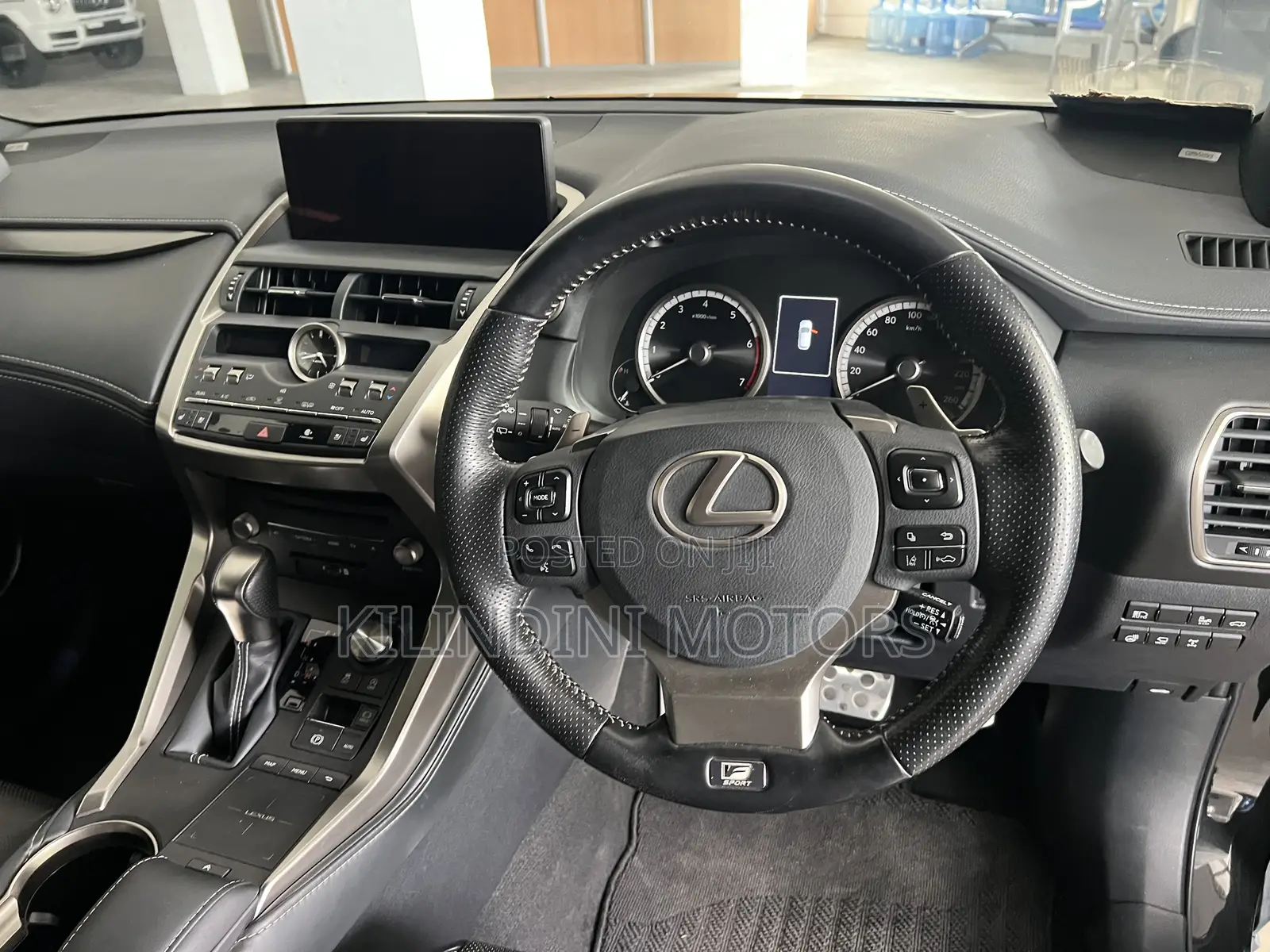 Lexus RX 2019