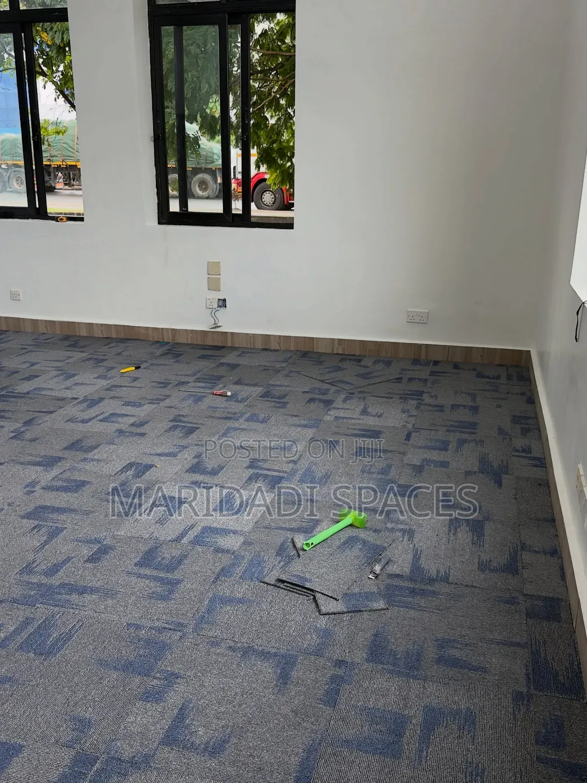 Durable Carpet Tiles for a Neat and Stylish Professional Look