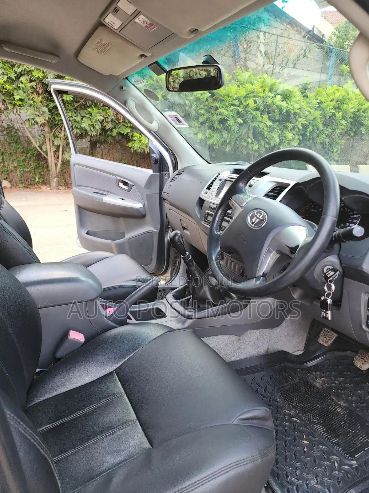 Toyota Hilux 2013 Silver