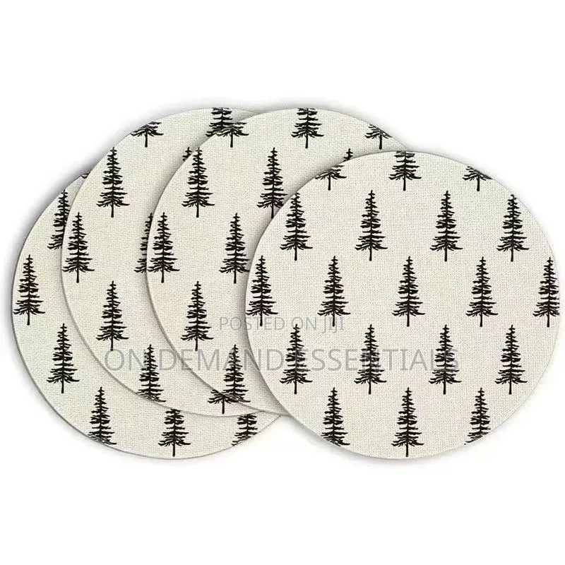 6-Piece White Christmas Tree Round Placemats
Size 38.1cm