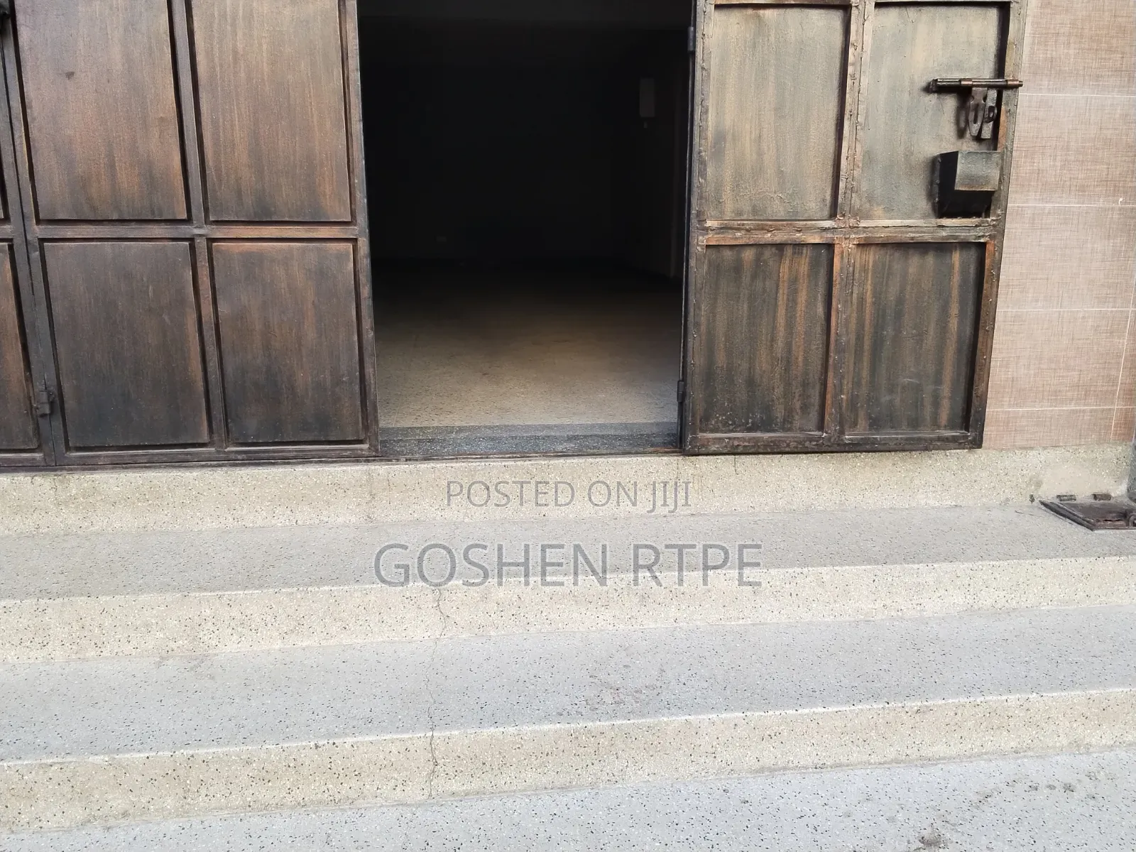 Huge Shop/Mini-Godown to Let at Majengo Mombasa City (Island)